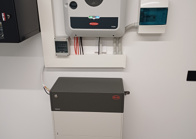 Instalación fotovoltaica de autoconsumo con baterías en el Hornillo, Maspalomas