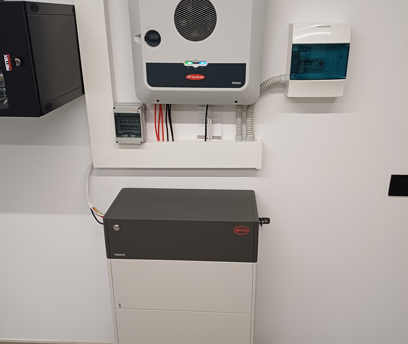 Instalación fotovoltaica de autoconsumo con baterías en el Hornillo, Maspalomas